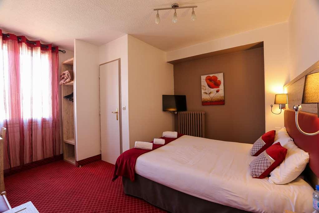 Brit Hotel Bleu Nuit Сент Номер фото
